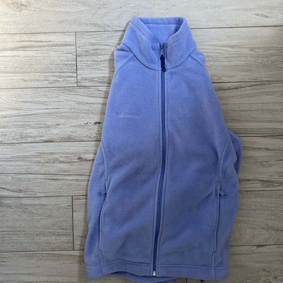 Columbia Zip up - Picture 2 of 3